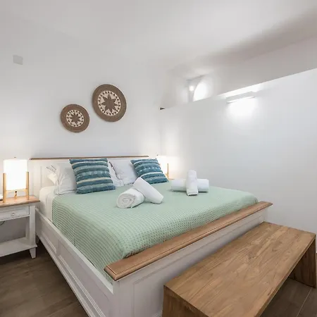 Aparthotel Aperates Complex