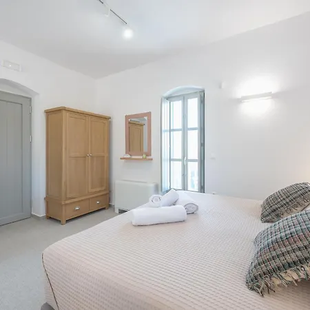 Aparthotel Aperates Complex *