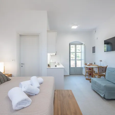 Aperates Complex Aparthotel Oitylo