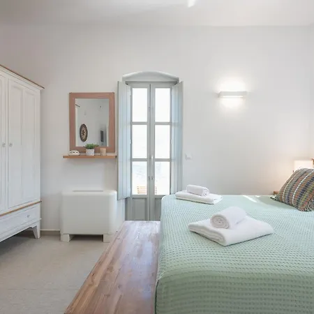 Aparthotel Aperates Complex Oitylo