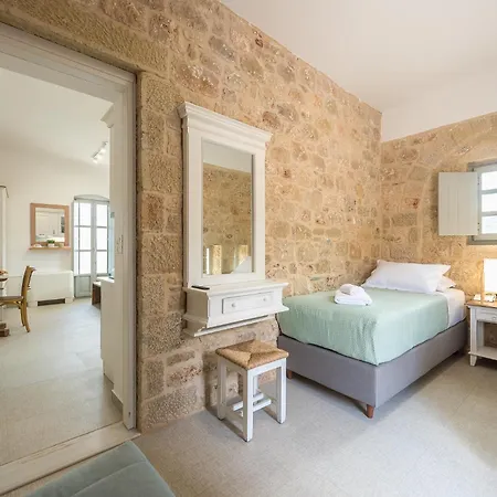 Aparthotel Aperates Complex Oitylo